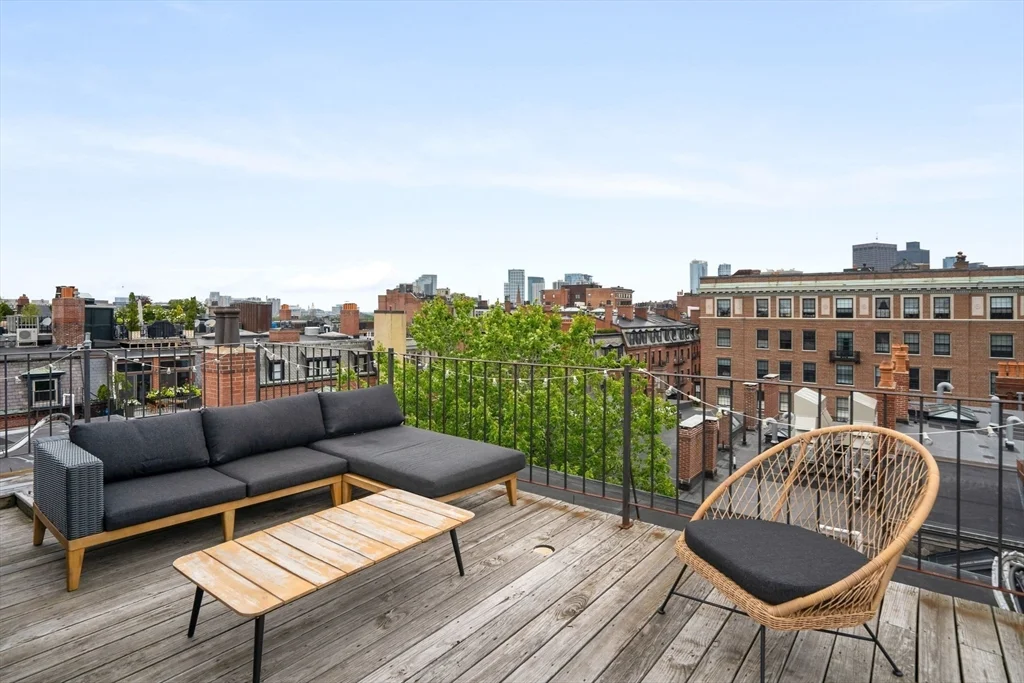 2 bed, 1 bath apartment for rent at 57 Marlborough Unit 6, Back Bay — photo 3 of 16