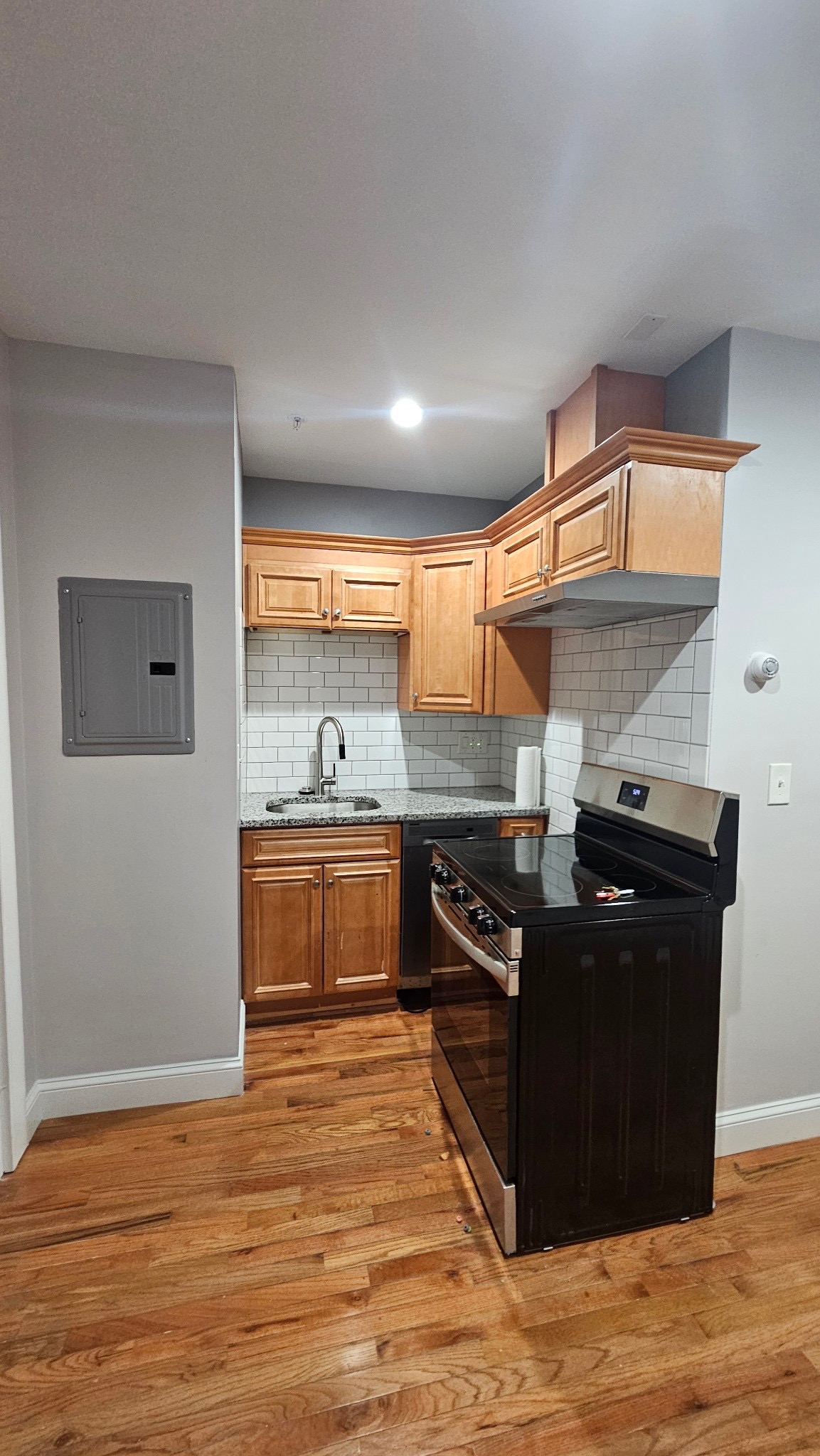 1 bed, 1 bath apartment for rent at 57 Marshall St Unit 2, Winter Hill — photo 2 of 11