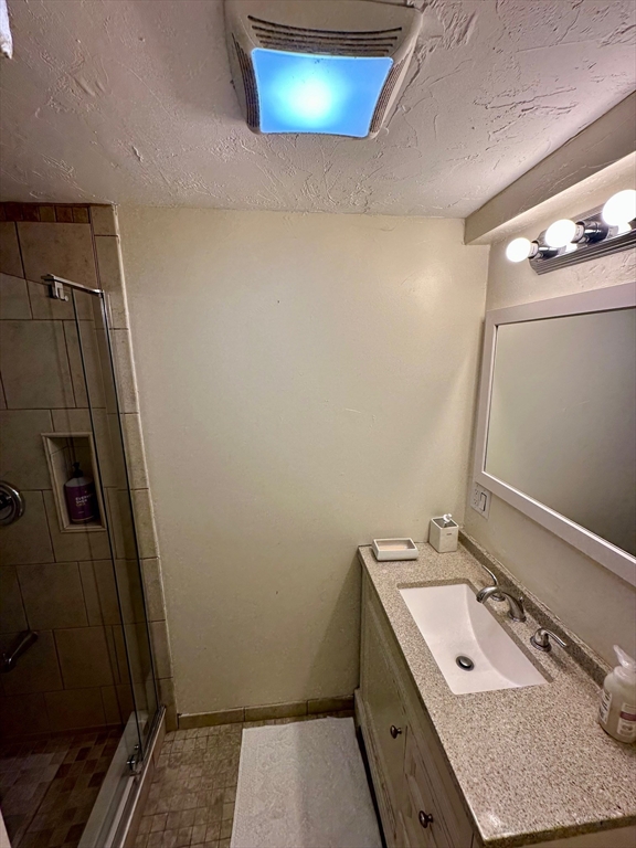 4 bed, 3 bath apartment for rent at 57 Maurice St Unit 0, Medford — photo 23 of 27
