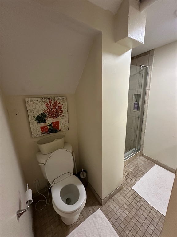 4 bed, 3 bath apartment for rent at 57 Maurice St Unit 0, Medford — photo 22 of 27