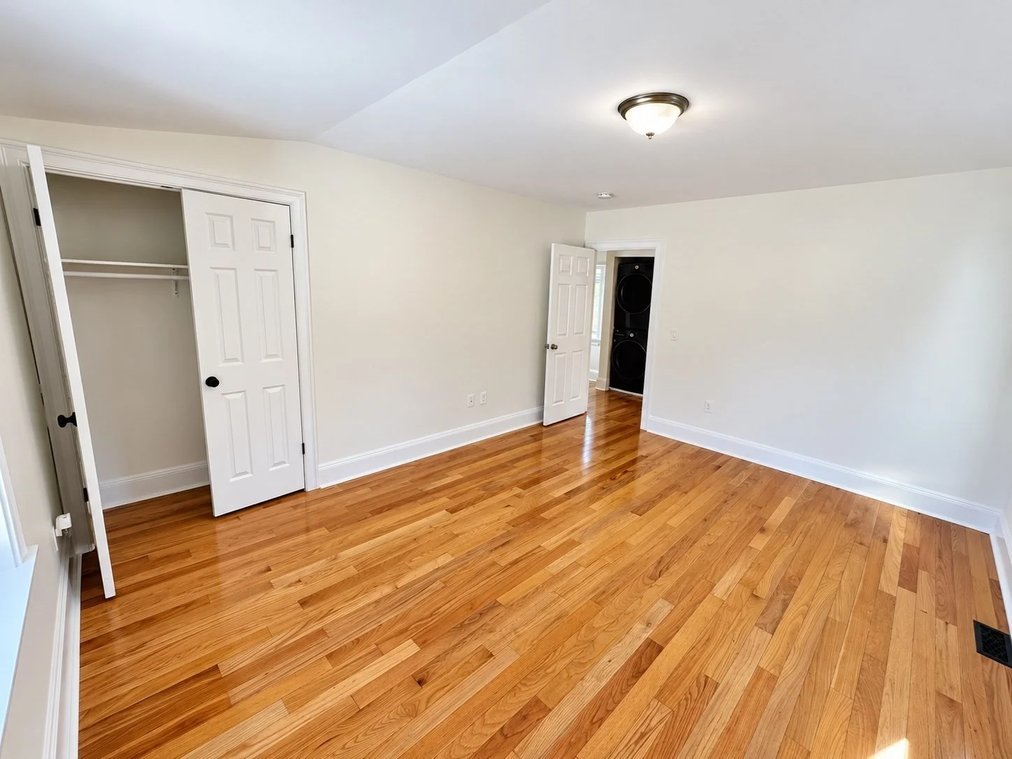 4 bed, 2 bath apartment for rent at 57 Melvin Unit 2, Wakefield — photo 11 of 19
