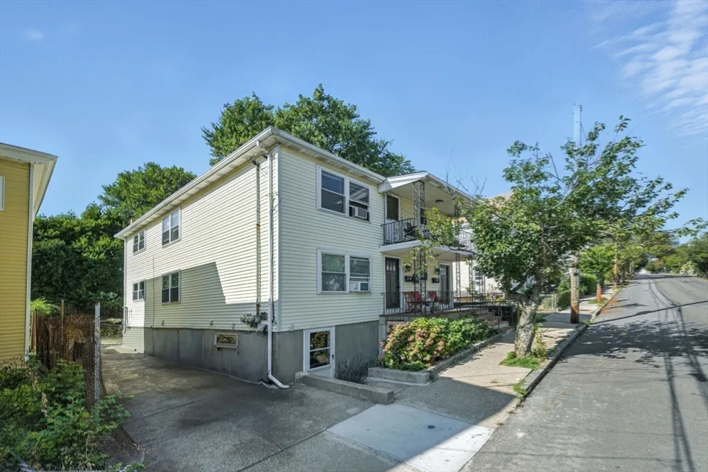 3 bed, 1 bath apartment for rent at 57 Newbury St Unit 1, Teele Square — photo 25 of 28
