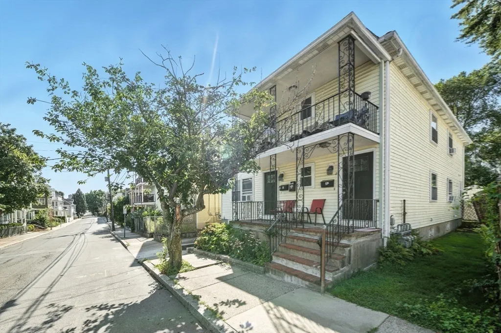 3 bed, 1 bath apartment for rent at 57 Newbury St Unit 1, Teele Square — photo 23 of 28