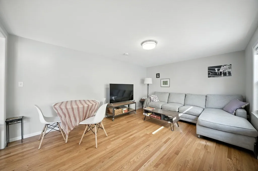 3 bed, 1 bath apartment for rent at 57 Newbury St Unit 1, Teele Square — photo 5 of 28