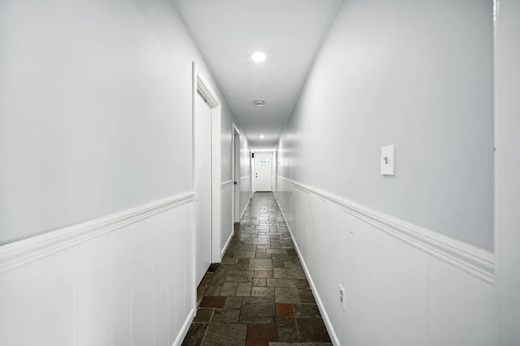 3 bed, 1 bath apartment for rent at 57 Newbury St Unit 1, Teele Square — photo 19 of 28