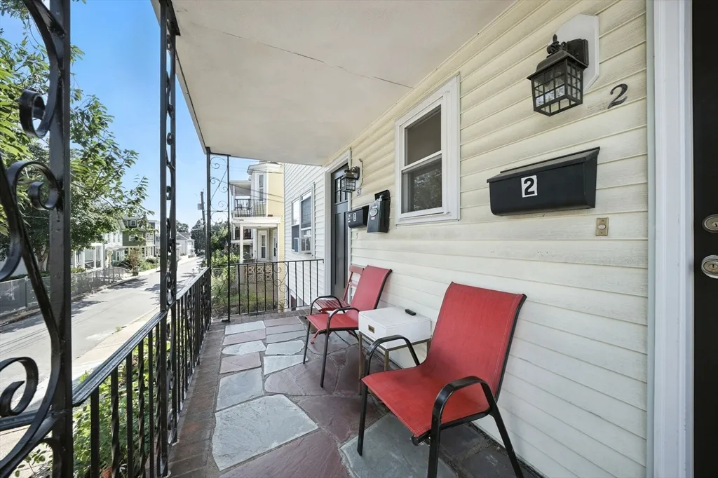 3 bed, 1 bath apartment for rent at 57 Newbury St Unit 1, Teele Square — photo 22 of 28