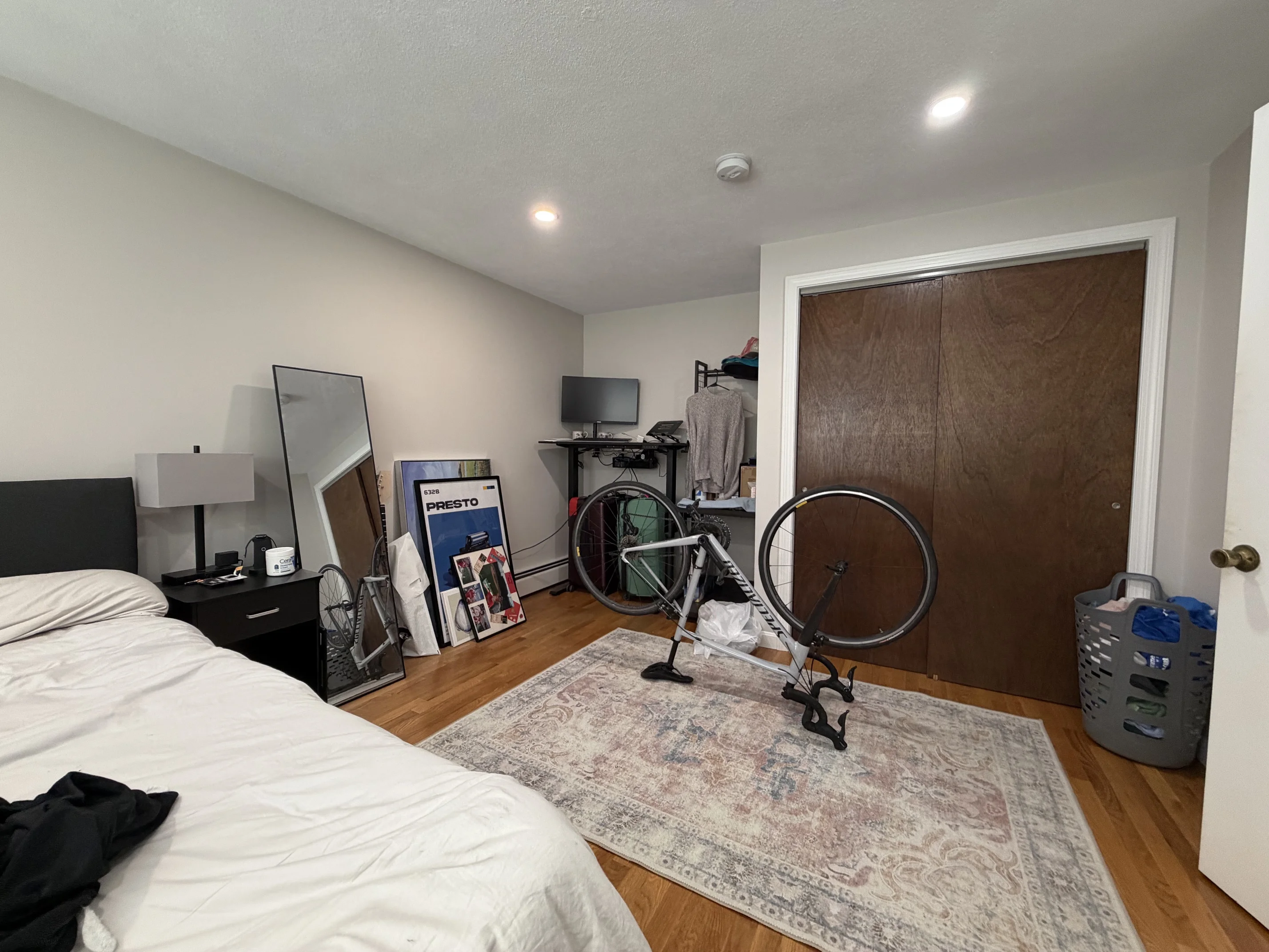 3 bed, 1 bath apartment for rent at 57 Newbury St Unit 2, Teele Square — photo 12 of 21