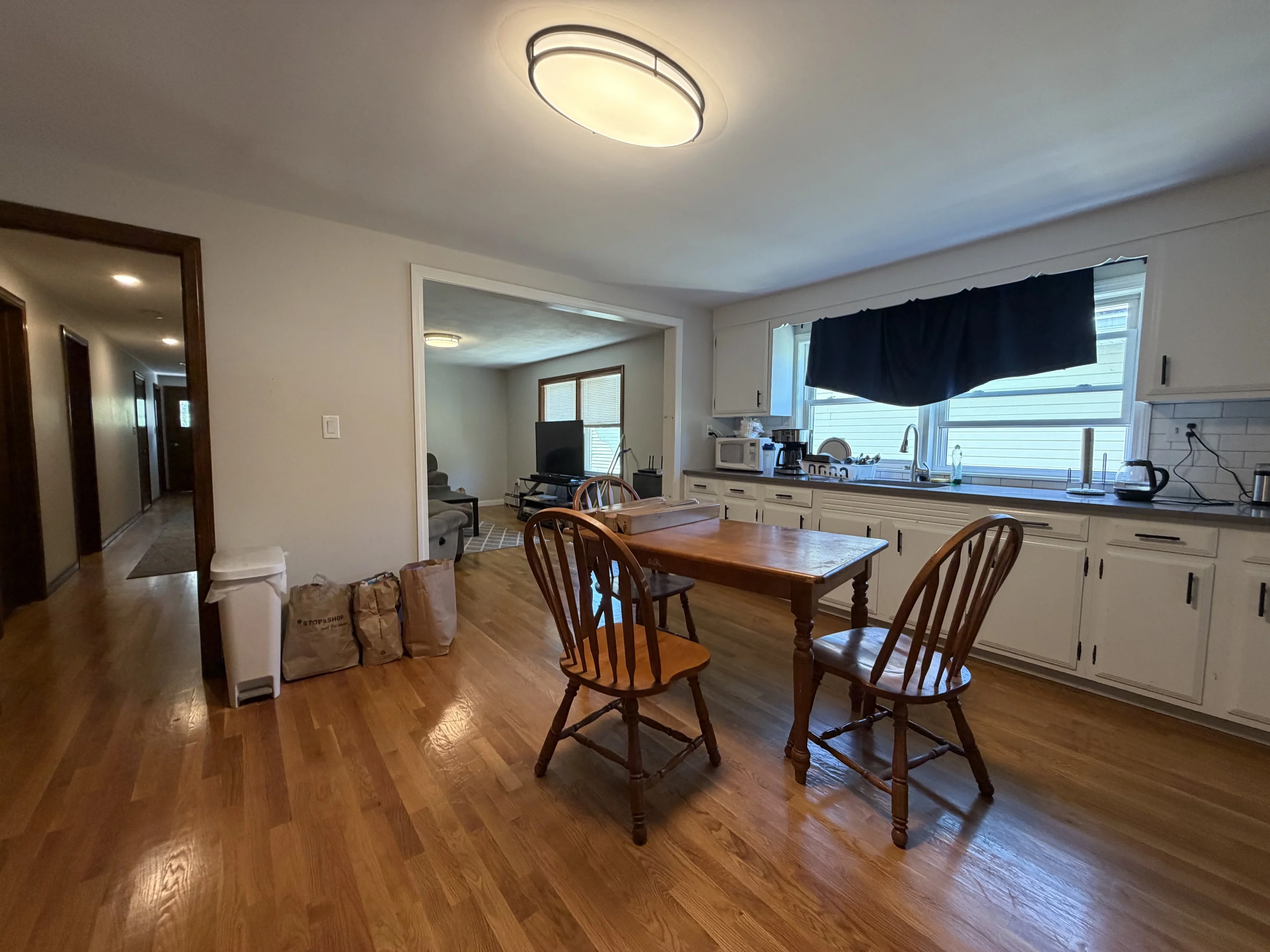 3 bed, 1 bath apartment for rent at 57 Newbury St Unit 2, Teele Square — photo 2 of 21
