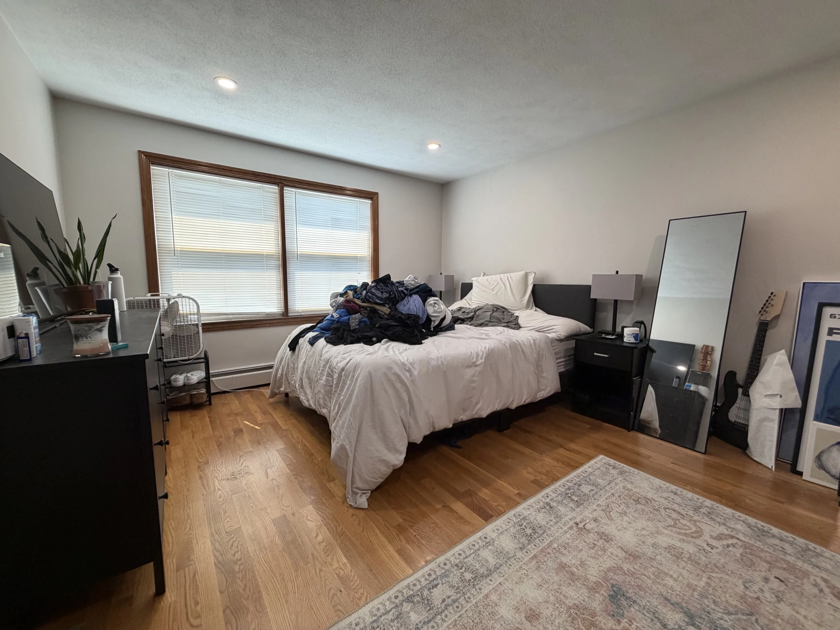 3 bed, 1 bath apartment for rent at 57 Newbury St Unit 2, Teele Square — photo 11 of 21