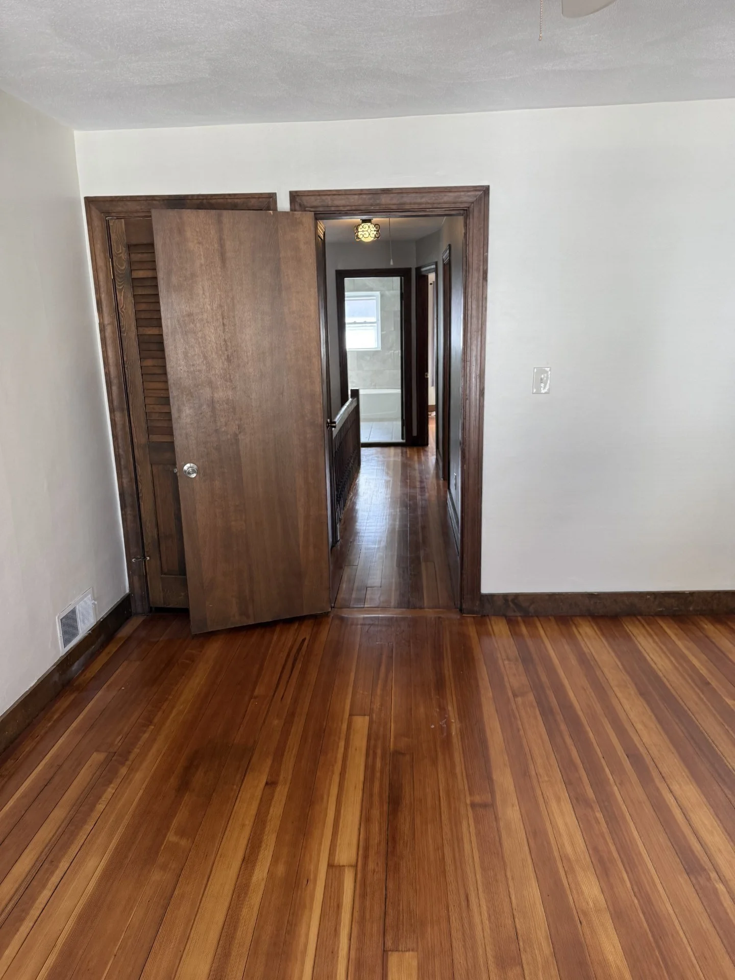 3 bed, 1 bath apartment for rent at 57 North Bayfield Unit 1, Quincy — photo 11 of 17