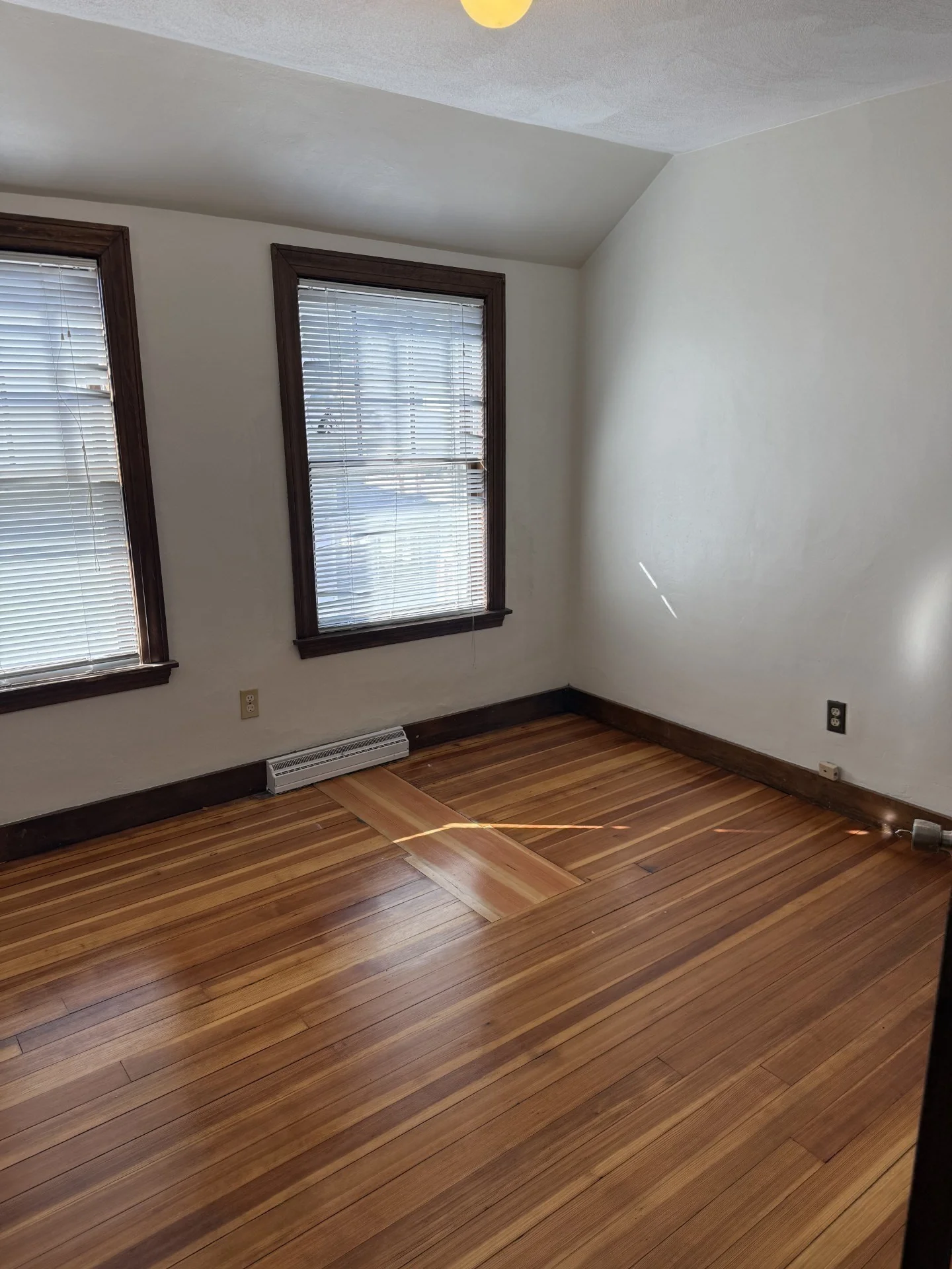 3 bed, 1 bath apartment for rent at 57 North Bayfield Unit 1, Quincy — photo 12 of 17