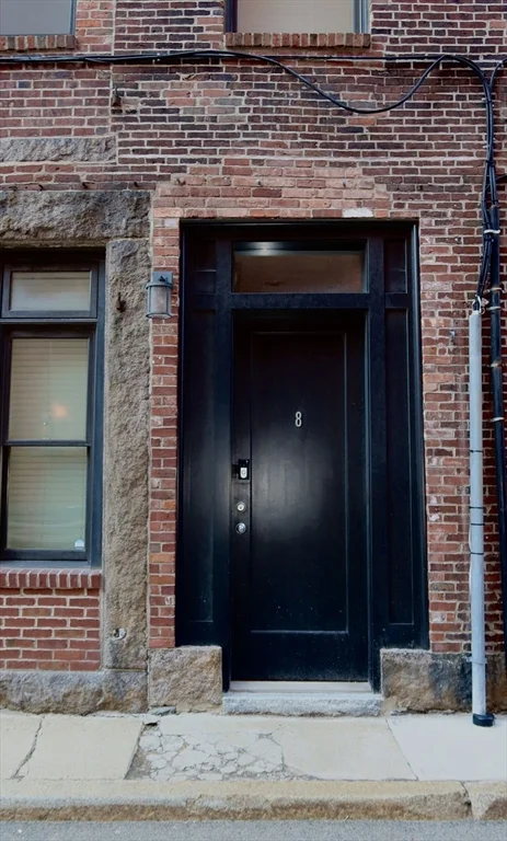 1 bed, 1 bath apartment for rent at 57 North Washington St Unit 1C, North End
