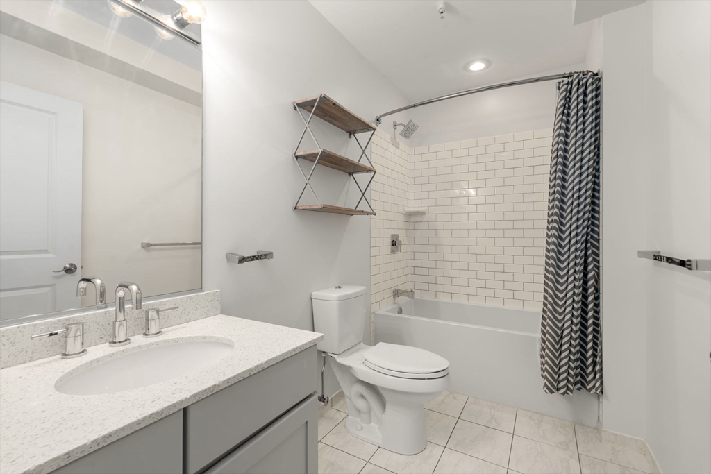 3 bed, 3 bath apartment for rent at 57 North Washington St Unit 5A, North End — photo 8 of 23