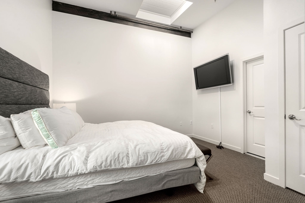 3 bed, 3 bath apartment for rent at 57 North Washington St Unit 5A, North End — photo 15 of 23