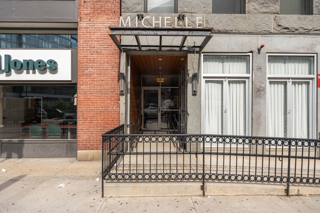 3 bed, 3 bath apartment for rent at 57 North Washington St Unit 5A, North End — photo 19 of 23