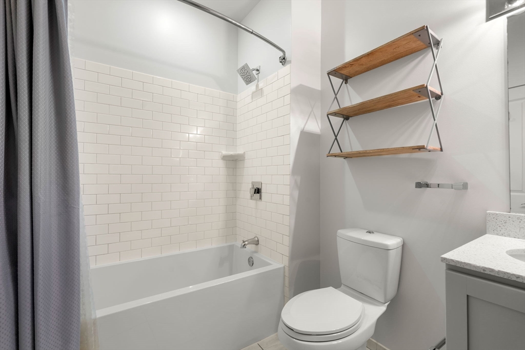 3 bed, 3 bath apartment for rent at 57 North Washington St Unit 5A, North End — photo 13 of 23