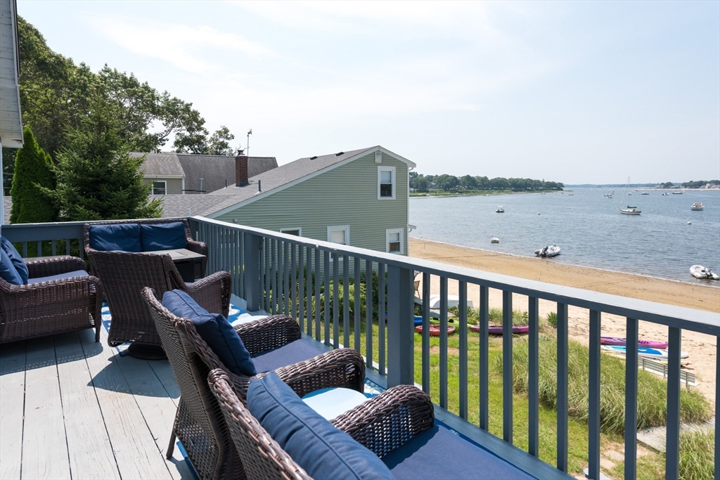 5 bed, 2 bath apartment for rent at 57 Oak St, Wareham — photo 29 of 38