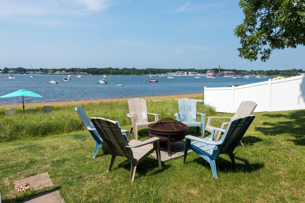 5 bed, 2 bath apartment for rent at 57 Oak St, Wareham — photo 18 of 38