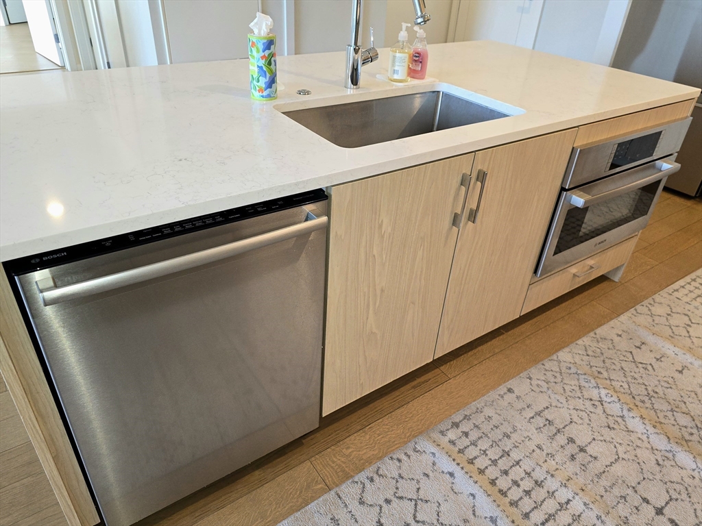 2 bed, 2 bath apartment for rent at 57 Quincy Shore Dr Unit 408, Quincy — photo 16 of 34