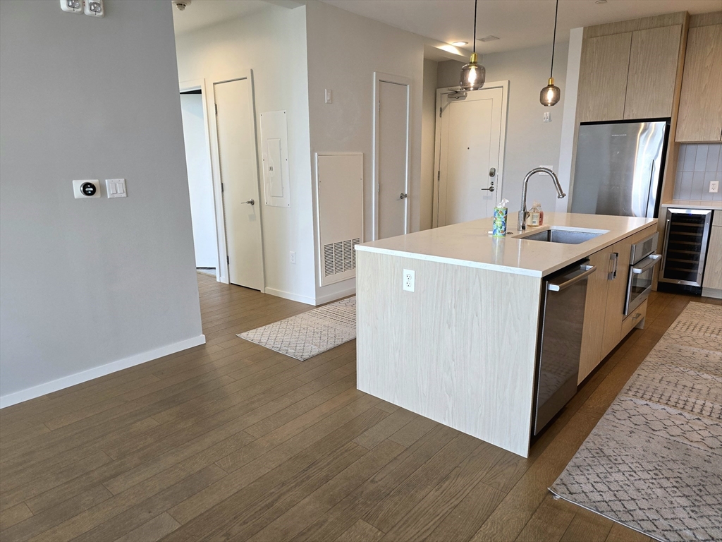 2 bed, 2 bath apartment for rent at 57 Quincy Shore Dr Unit 408, Quincy — photo 14 of 34