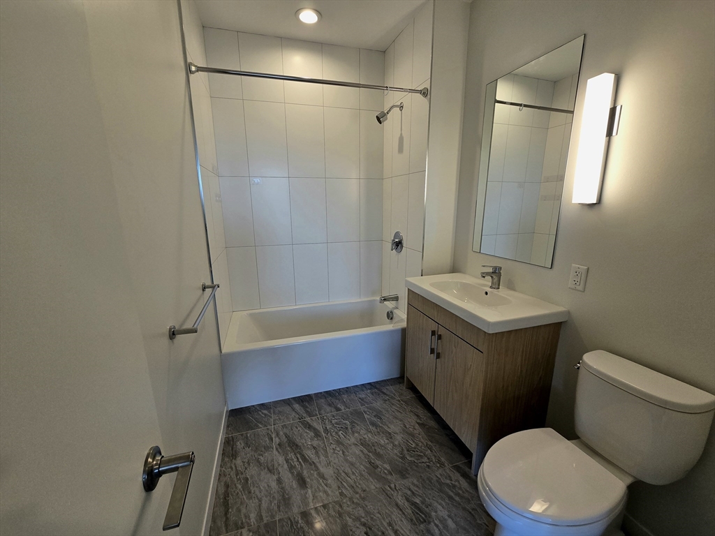 2 bed, 2 bath apartment for rent at 57 Quincy Shore Dr Unit 408, Quincy — photo 19 of 34