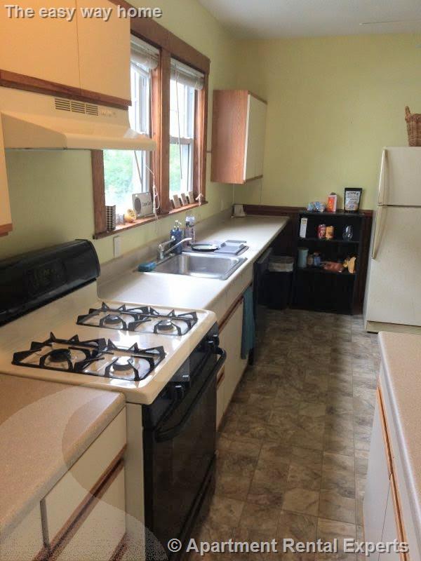 5 bed, 2 bath apartment for rent at 57 Quincy St, Tufts — photo 11 of 11