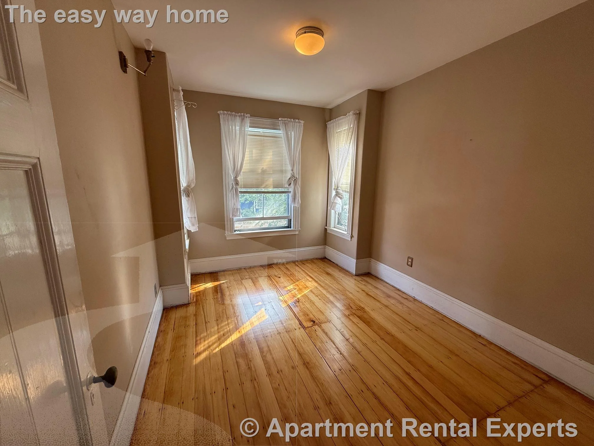 4 bed, 1 bath apartment for rent at 57 Rindge Ave, Porter Square — photo 2 of 13