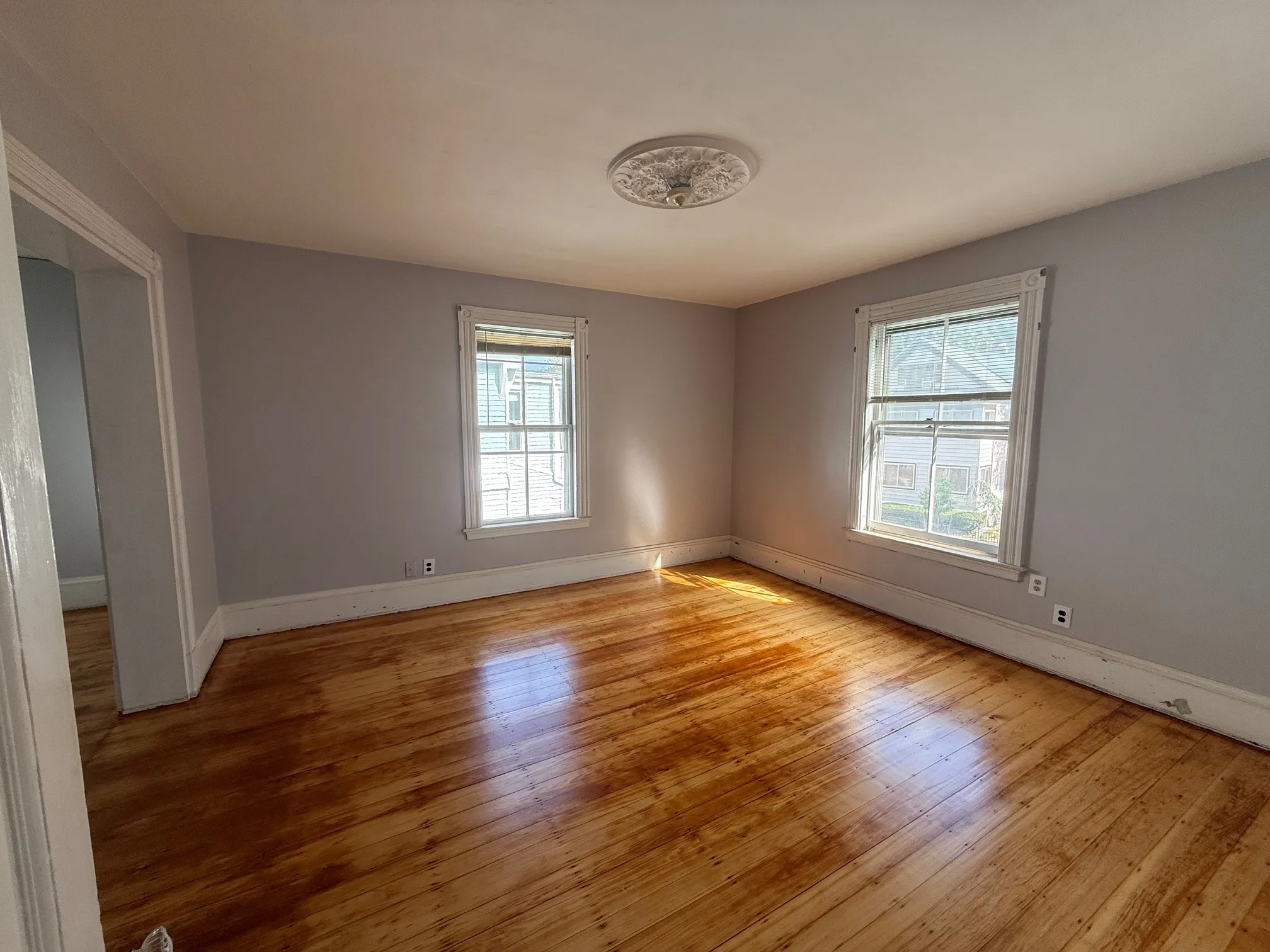 4 bed, 1 bath apartment for rent at 57 Rindge Ave Unit 4bd, North Cambridge — photo 11 of 25