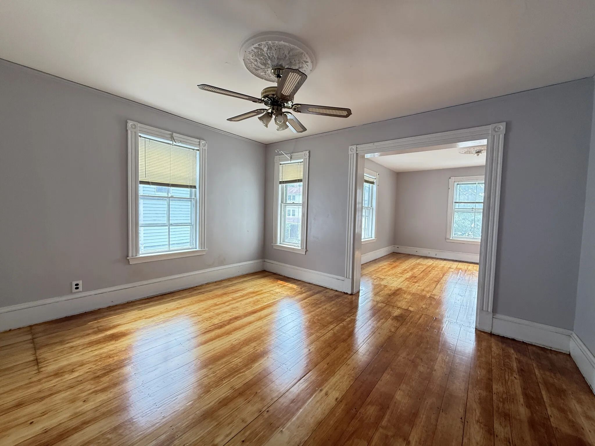 5 bed, 1 bath apartment for rent at 57 Rindge Ave Unit 5bd, North Cambridge — photo 5 of 14