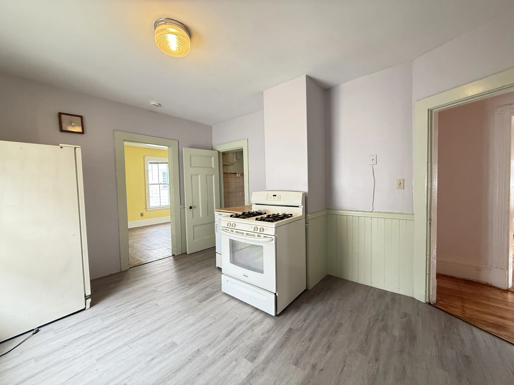 5 bed, 1 bath apartment for rent at 57 Rindge Ave Unit 5bd, North Cambridge — photo 2 of 14