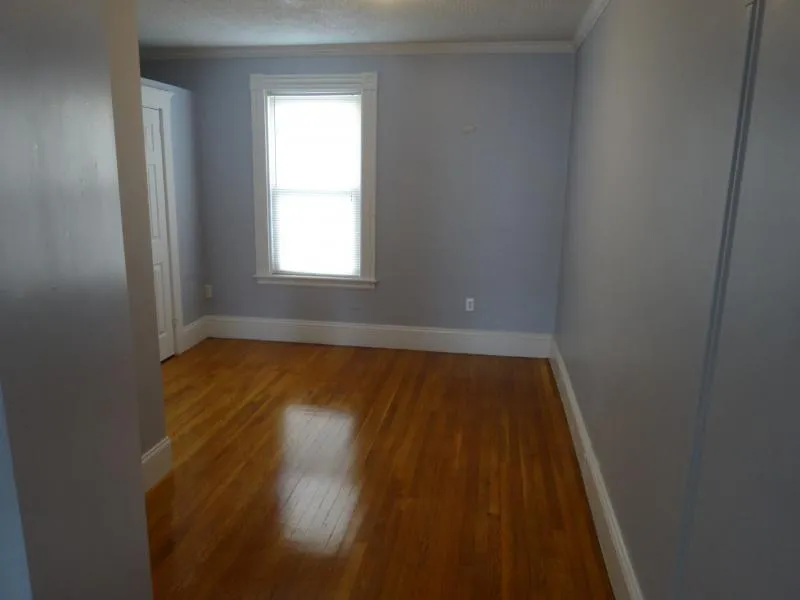 4 bed, 2 bath apartment for rent at 57 Riverdale St Unit 2, Allston — photo 6 of 21