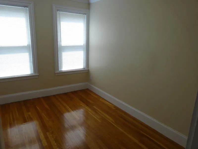 4 bed, 2 bath apartment for rent at 57 Riverdale St Unit 2, Allston — photo 14 of 21
