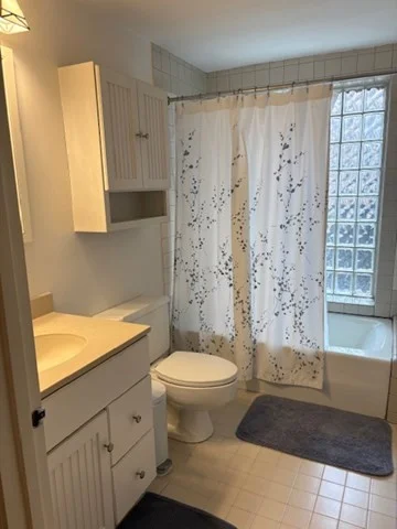 2 bed, 1 bath apartment for rent at 57 Rutland Sq Unit 1, South End — photo 13 of 25