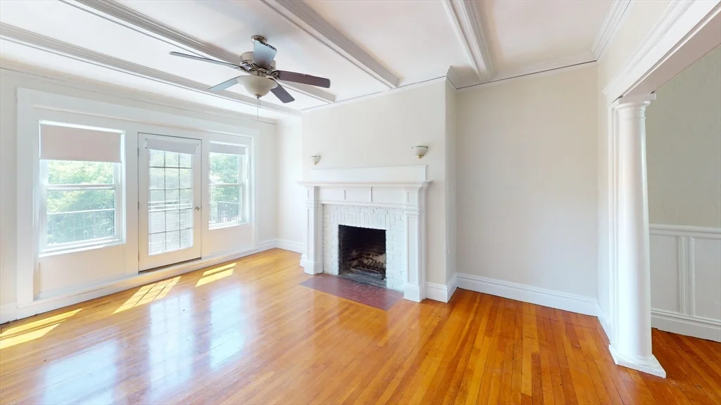 4 bed, 1 bath apartment for rent at 57 Strathmore Unit 6, Brighton