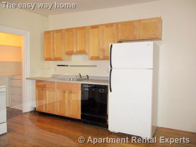 1 bed, 1 bath apartment for rent at 57 Summer St Unit 3, Union Square — photo 2 of 16