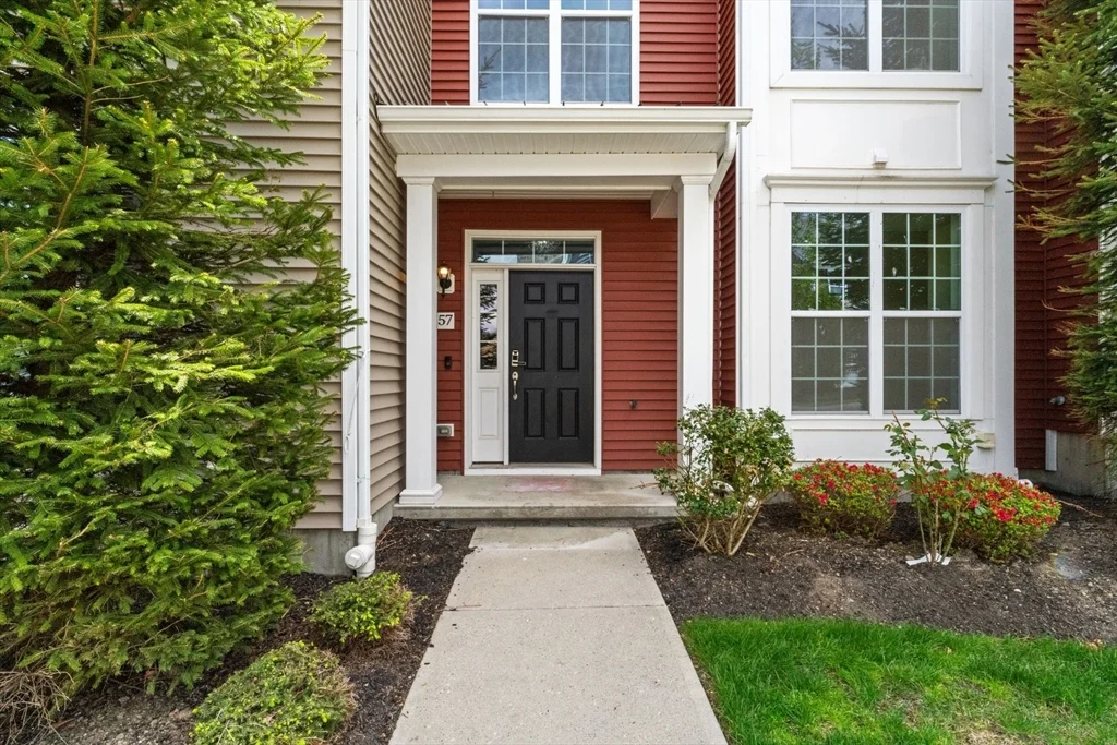 3 bed, 3 bath apartment for rent at 57 Townsend Blvd Unit 57, Westborough — photo 1 of 12
