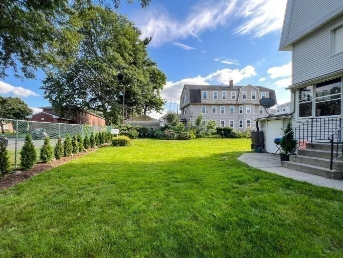 3 bed, 1 bath apartment for rent at 57 Vale St Unit 2, Worcester — photo 12 of 23