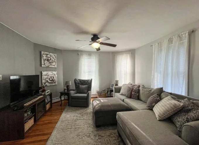 3 bed, 1 bath apartment for rent at 57 Vale St Unit 2, Worcester — photo 5 of 23