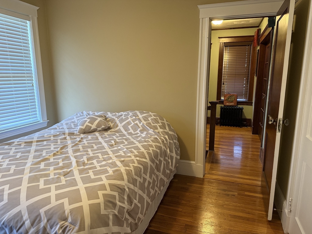 3 bed, 1 bath apartment for rent at 57 W Milton Unit -, Hyde Park — photo 13 of 21
