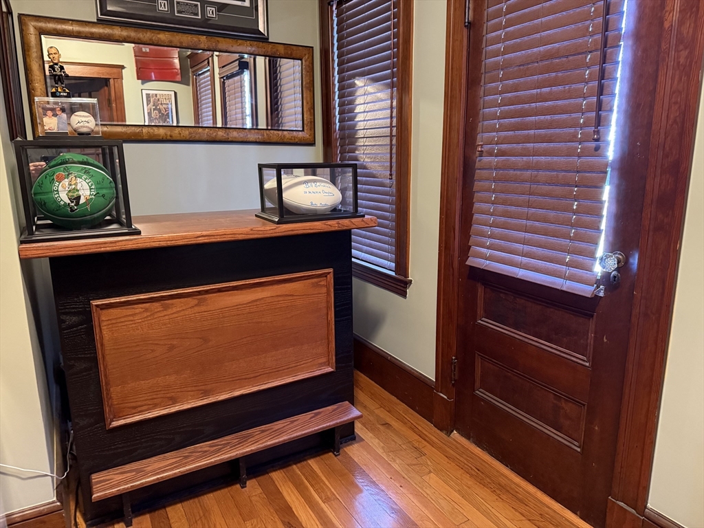 3 bed, 1 bath apartment for rent at 57 W Milton Unit -, Hyde Park — photo 16 of 21
