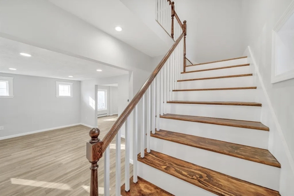 4 bed, 1 bath apartment for rent at 57 Wall St Unit 1, Union Hill — photo 2 of 15