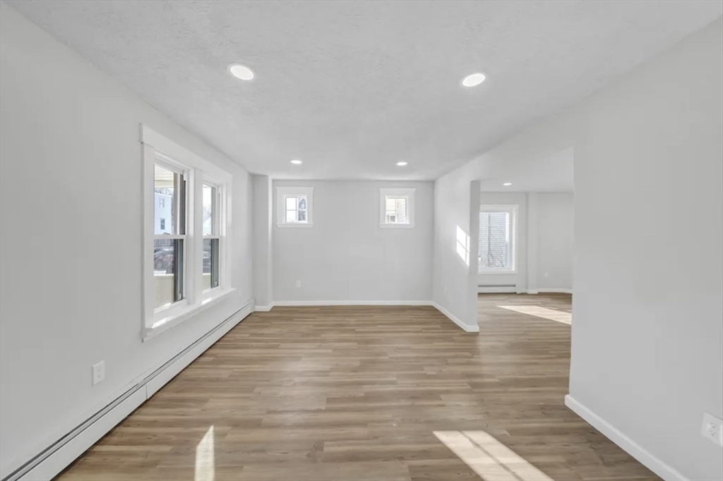 4 bed, 1 bath apartment for rent at 57 Wall St Unit 1, Union Hill — photo 3 of 15
