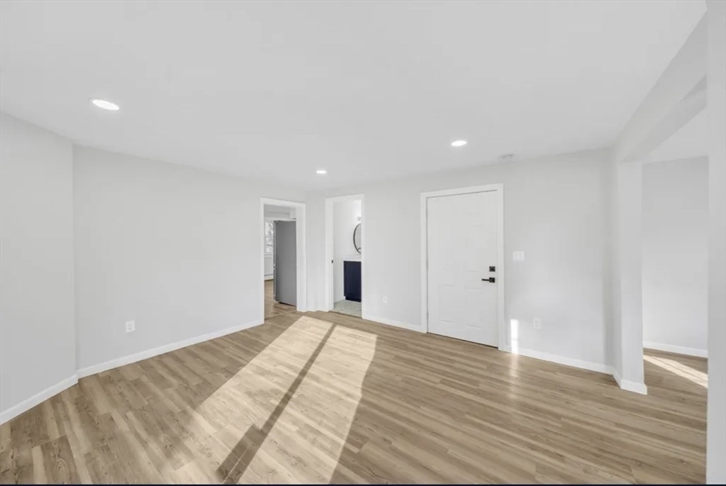 4 bed, 1 bath apartment for rent at 57 Wall St Unit 1, Union Hill — photo 5 of 15