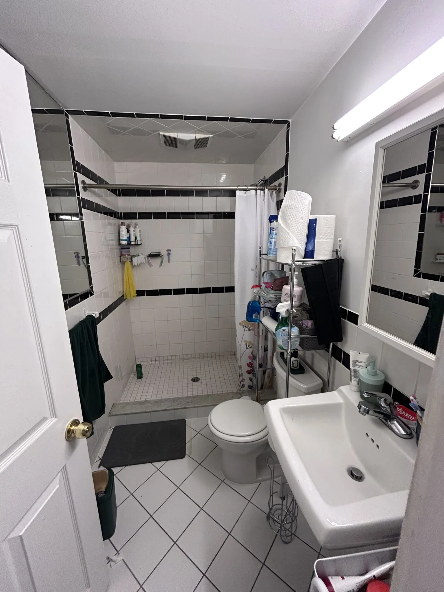 3 bed, 2 bath apartment for rent at 57 Westland Ave Unit 1, Fenway — photo 11 of 66