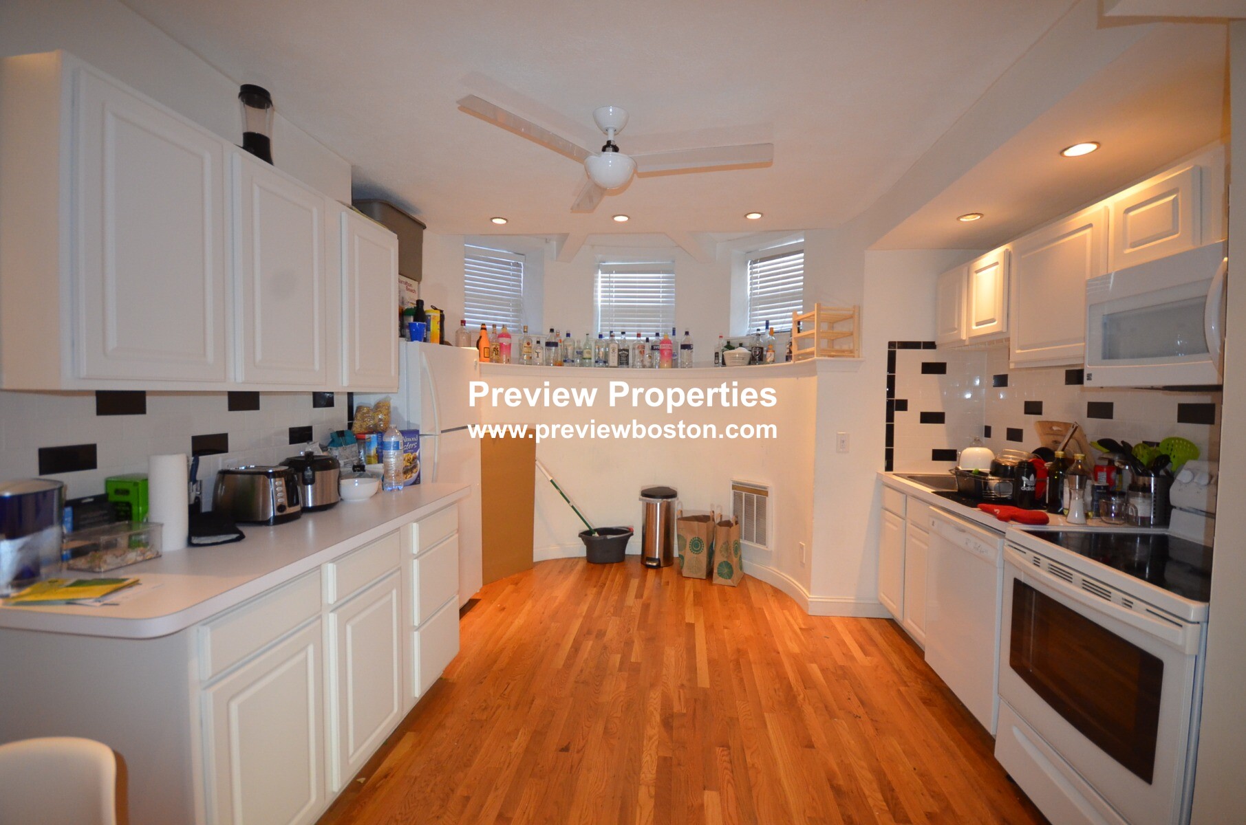 3 bed, 2 bath apartment for rent at 57 Westland Ave Unit 1P, Fenway — photo 32 of 40