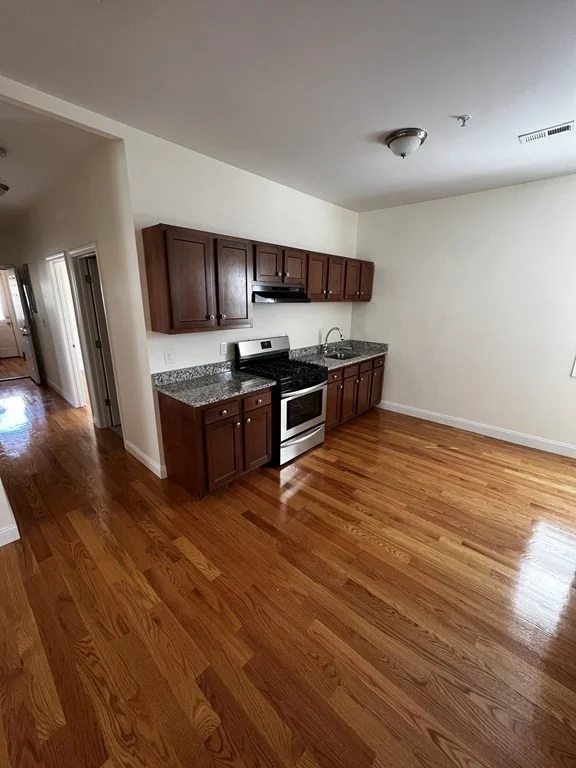 3 bed, 1 bath apartment for rent at 57 Woodford Unit 2, Dorchester — photo 2 of 24