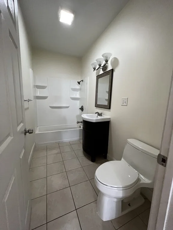 3 bed, 1 bath apartment for rent at 57 Woodford Unit 2, Dorchester — photo 15 of 24