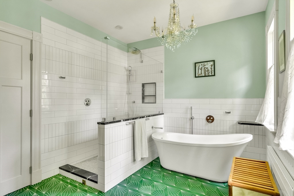 4 bed, 3 bath apartment for rent at 57 York Ter Unit 1, Corey Hill — photo 15 of 23