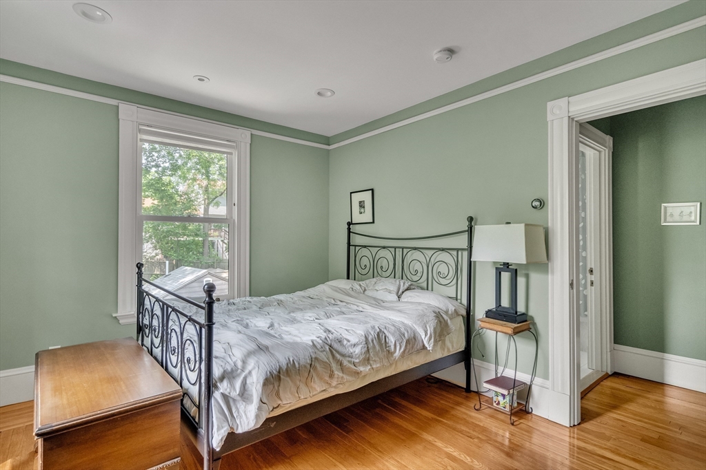 4 bed, 3 bath apartment for rent at 57 York Ter Unit 1, Corey Hill — photo 17 of 23