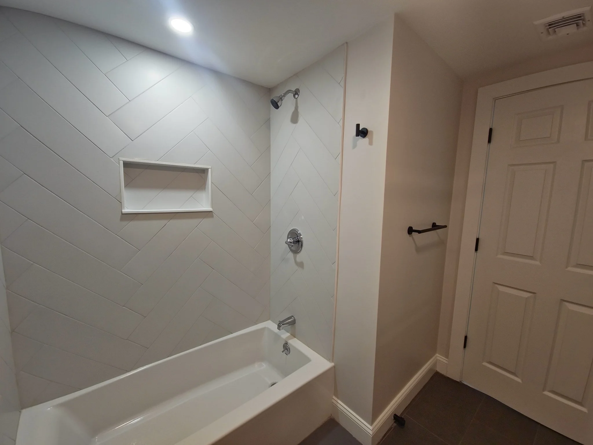 3 bed, 2 bath apartment for rent at 571 Quincy Shore Dr Unit 571, Wollaston — photo 15 of 26